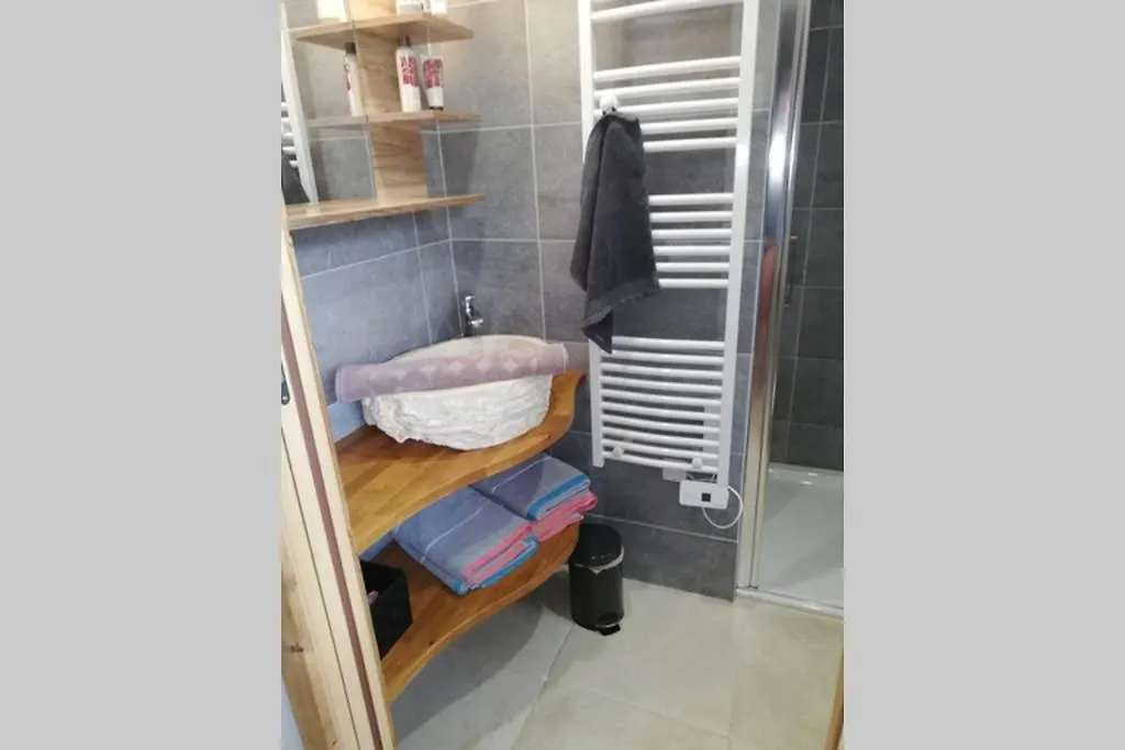 La Telecabine Studio 4 Personnes Marnaz Apartment